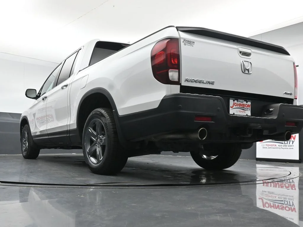 Used 2023  Honda RTL-E image 35