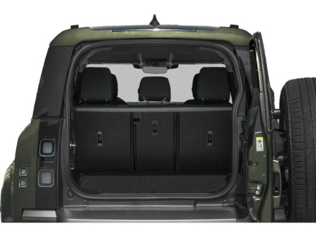 New 2026 Carpathian Grey Land Rover X-Dynamic SE image 10