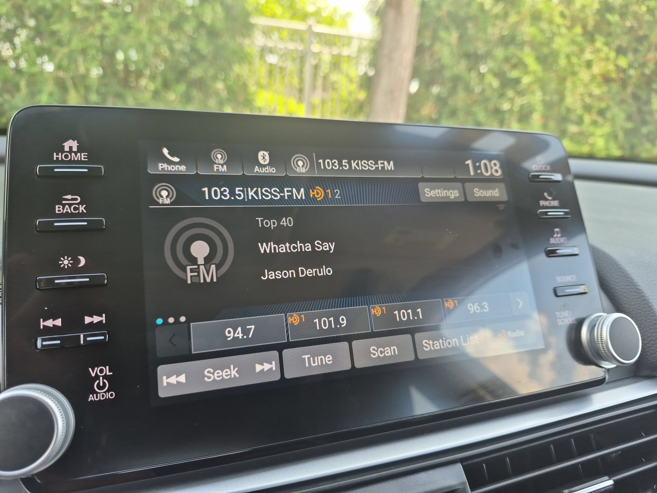 2019 Honda Accord EX-L - Photo 19