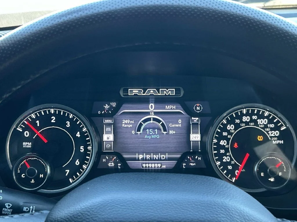 Used 2019 Black Ram Laramie image 26