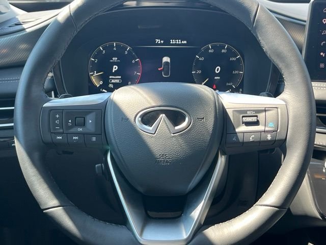 Certified Used 2026 White INFINITI LUXE image 16