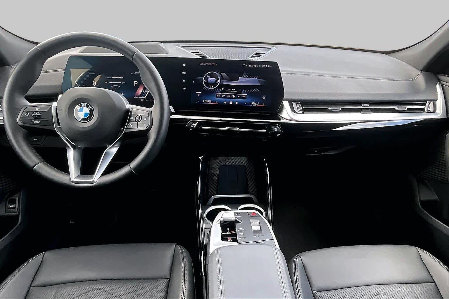 Used 2025 Black Sapphire Metallic BMW xDrive28i image 15