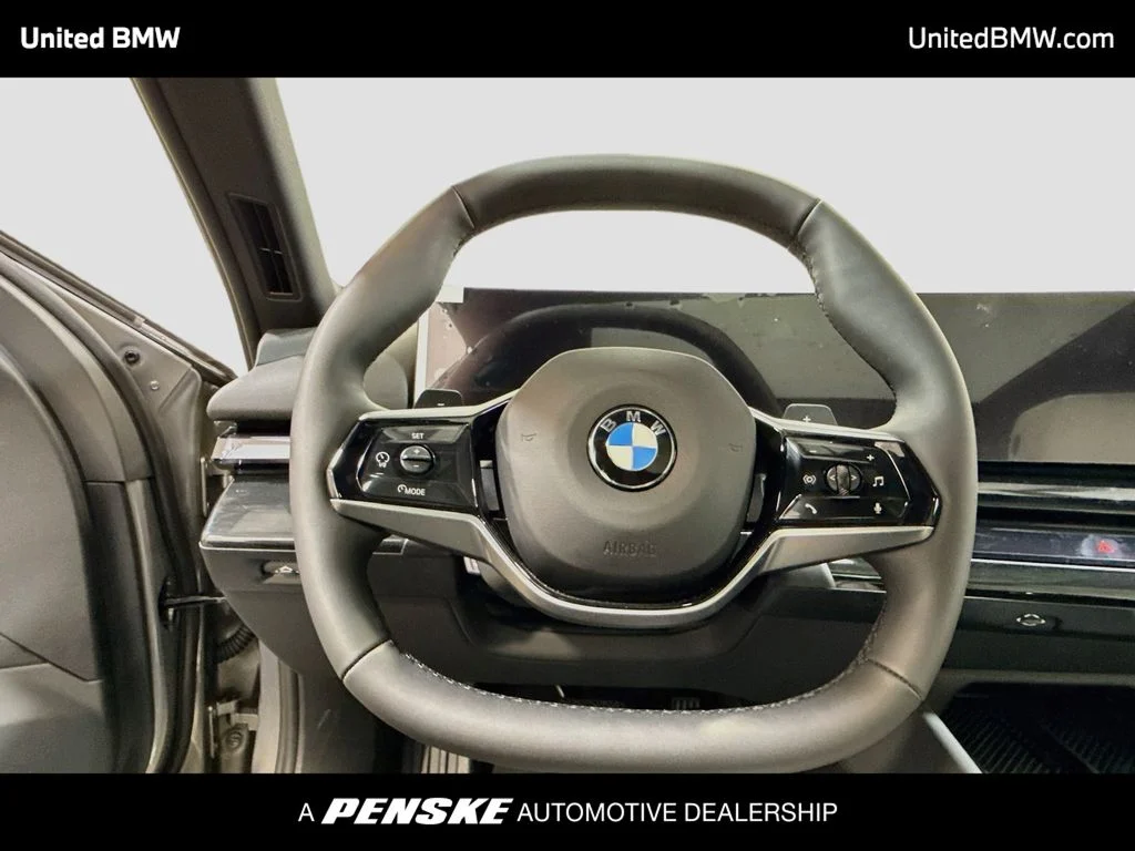 New 2027 Oxide Grey Metallic BMW 530i image 13