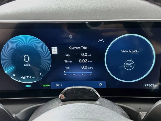Certified Pre-Owned 2025 Hyundai Tucson Hybrid Limited