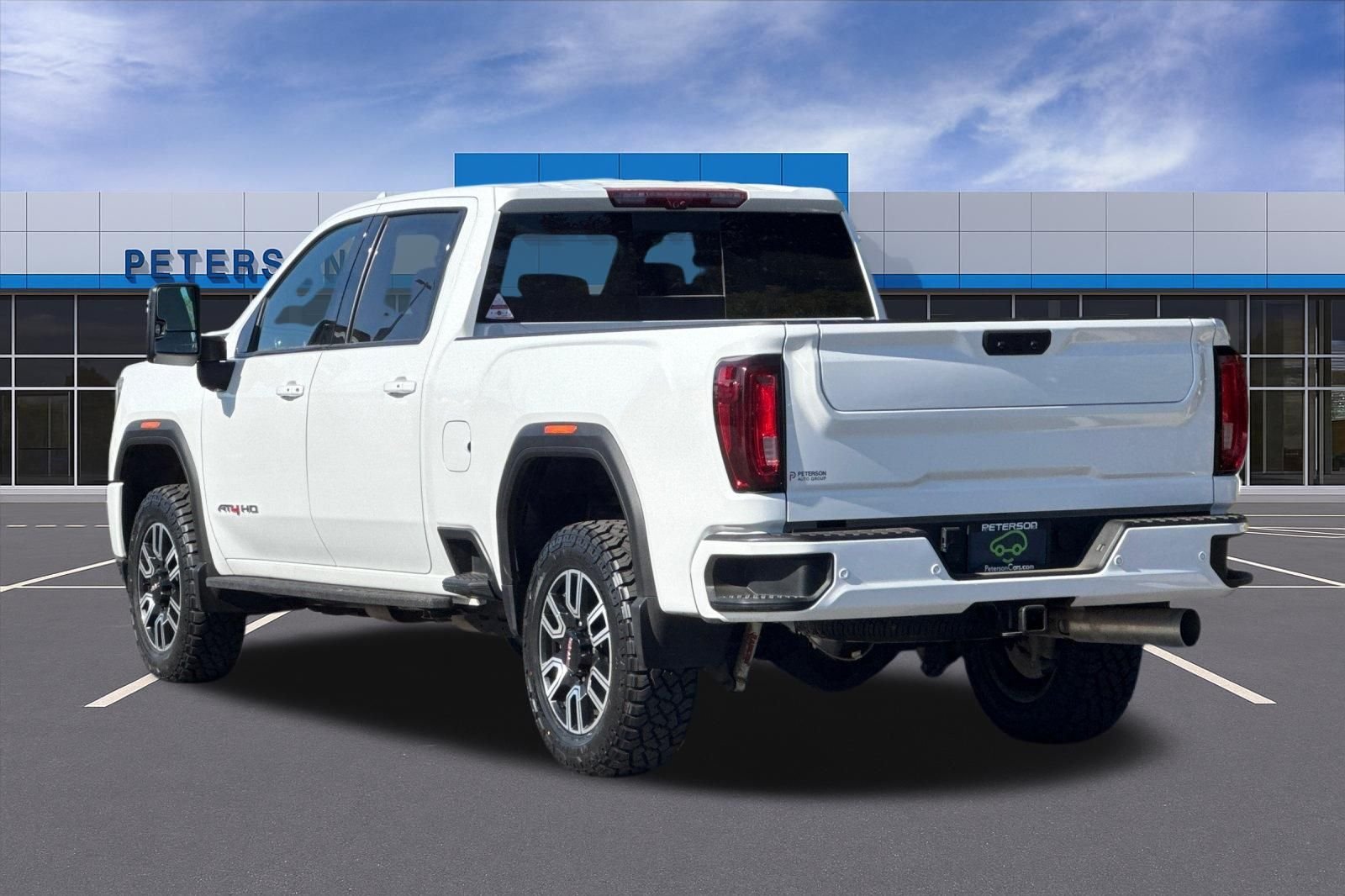 Used 2022 White GMC AT4 image 6