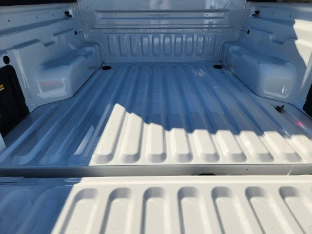New 2026 Oxford White Ford XLT image 33