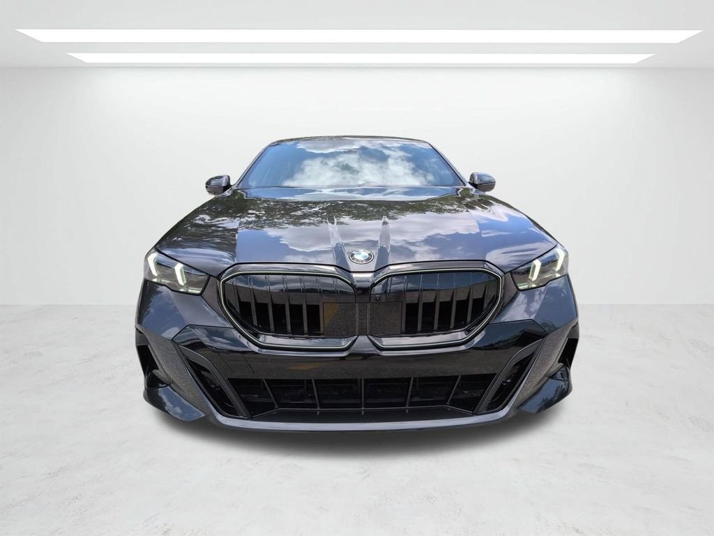 New 2027 Dark Graphite Metallic BMW 530i image 9