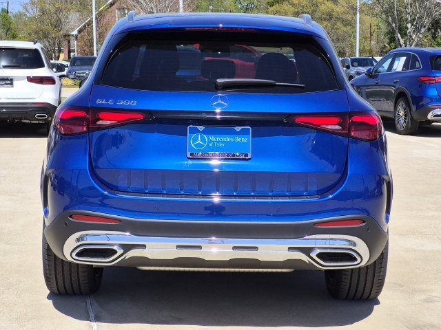New 2026 Starling Blue Metallic Mercedes-Benz GLC 300 image 39