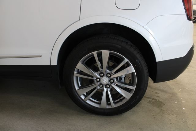 Used 2024 Crystal White Tri-Coat Cadillac Premium Luxury image 30