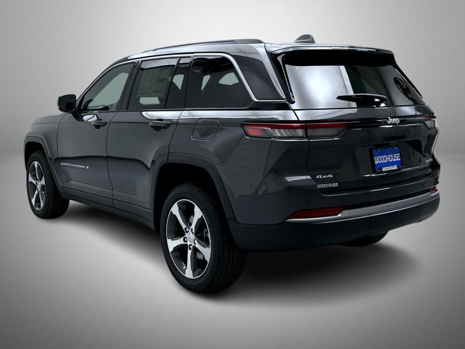 New 2026 Baltic Gray Metallic Clear-Coat Exterior Paint Jeep Limited image 7
