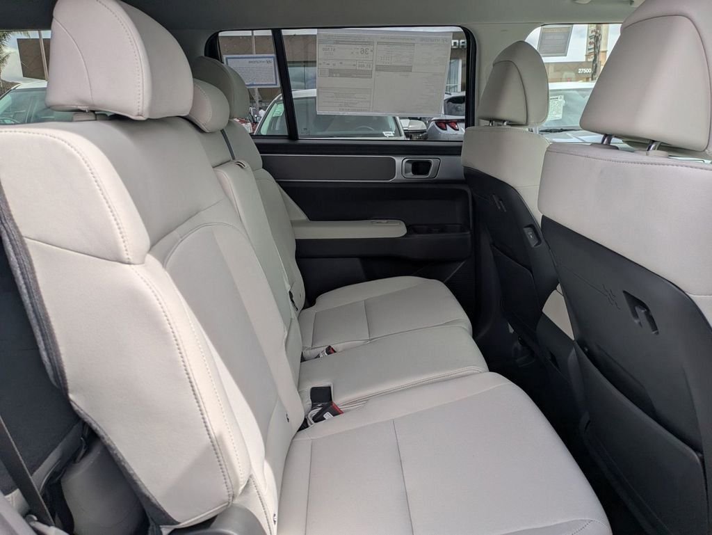New 2026 Silver Hyundai SE image 27