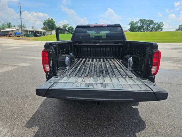 Used 2022 Onyx Black GMC SLE image 22