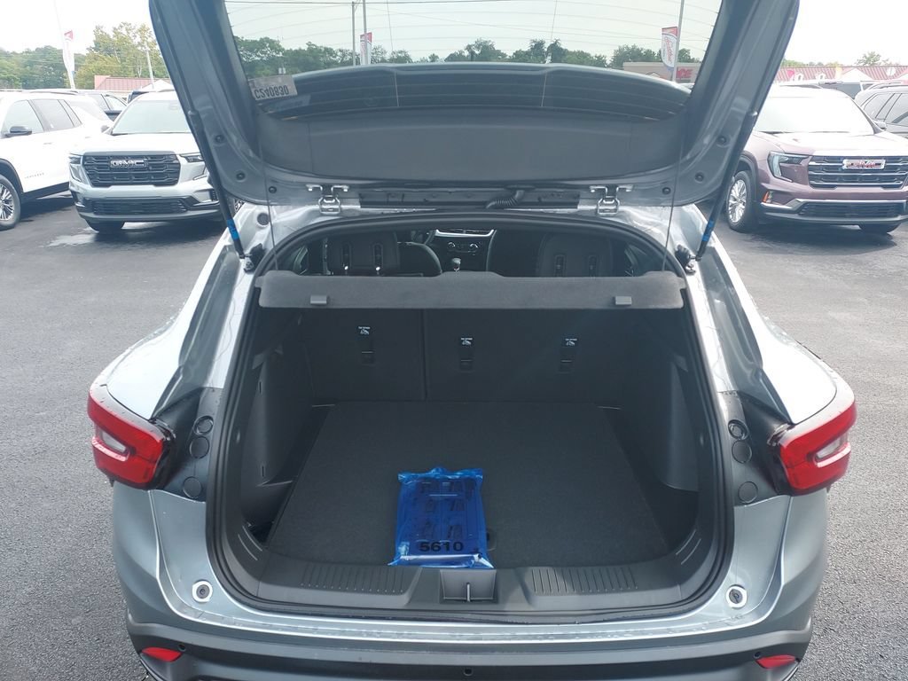 New 2026 Sterling Gray Metallic Chevrolet 2RS image 9