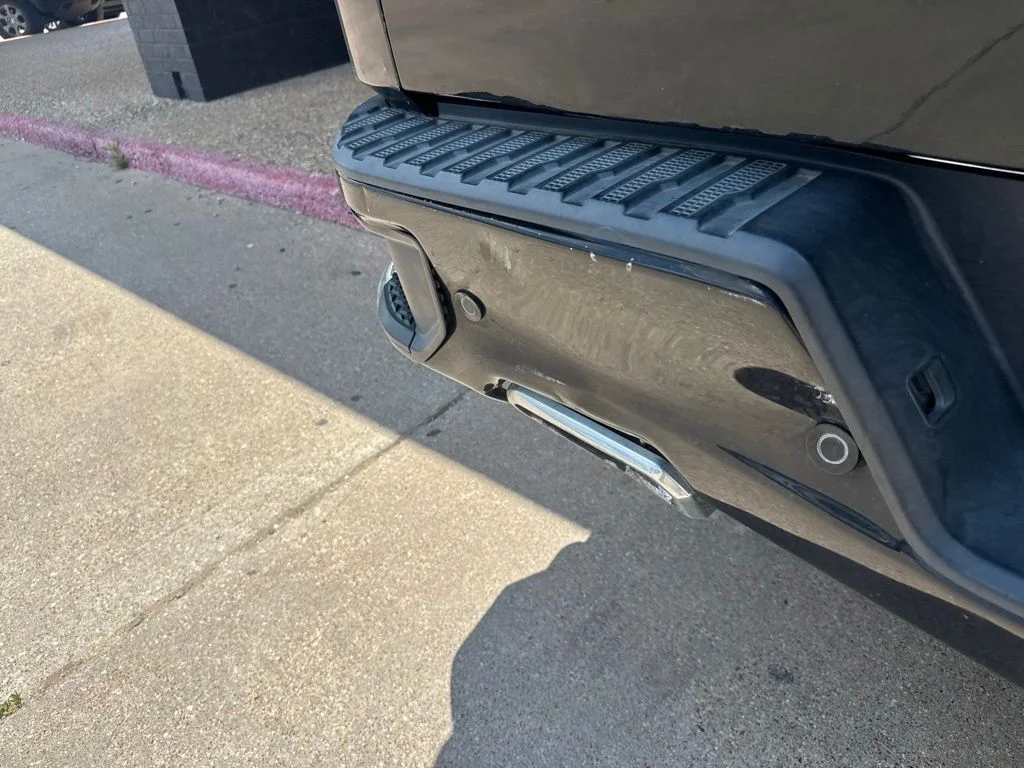 Used 2019 Black GMC AT4 image 7