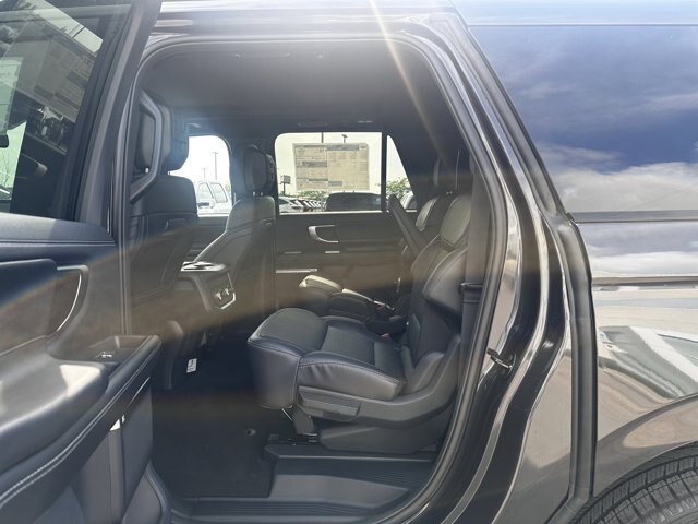 New 2026 Dark Matter Gray Metallic Ford Platinum image 25