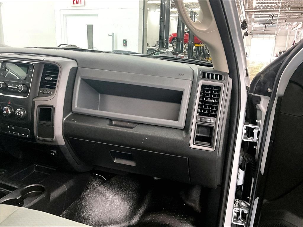Used 2017 Bright Silver Clearcoat Metallic Ram Tradesman image 13