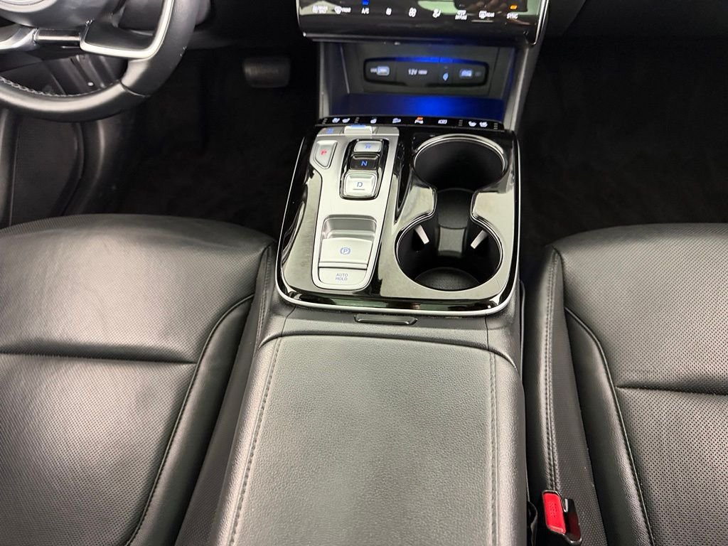 Used 2022  Hyundai Limited image 17