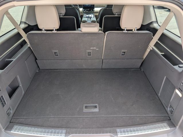 Used 2024 Blue Lincoln Reserve image 14