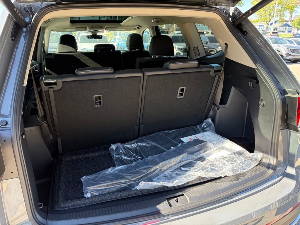 New 2026 Pure Gray Volkswagen 2.0T SE W/TECHNOLOGY image 23
