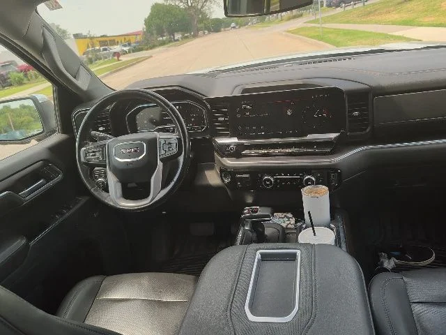 Used 2022 Silver GMC SLT image 13