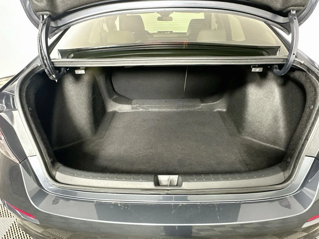 Used 2022 Gray Honda EX image 26