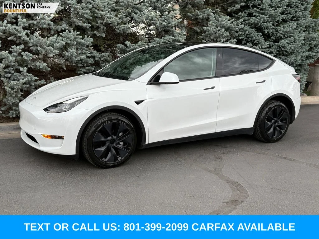 Used 2024 White Tesla Long Range image 1