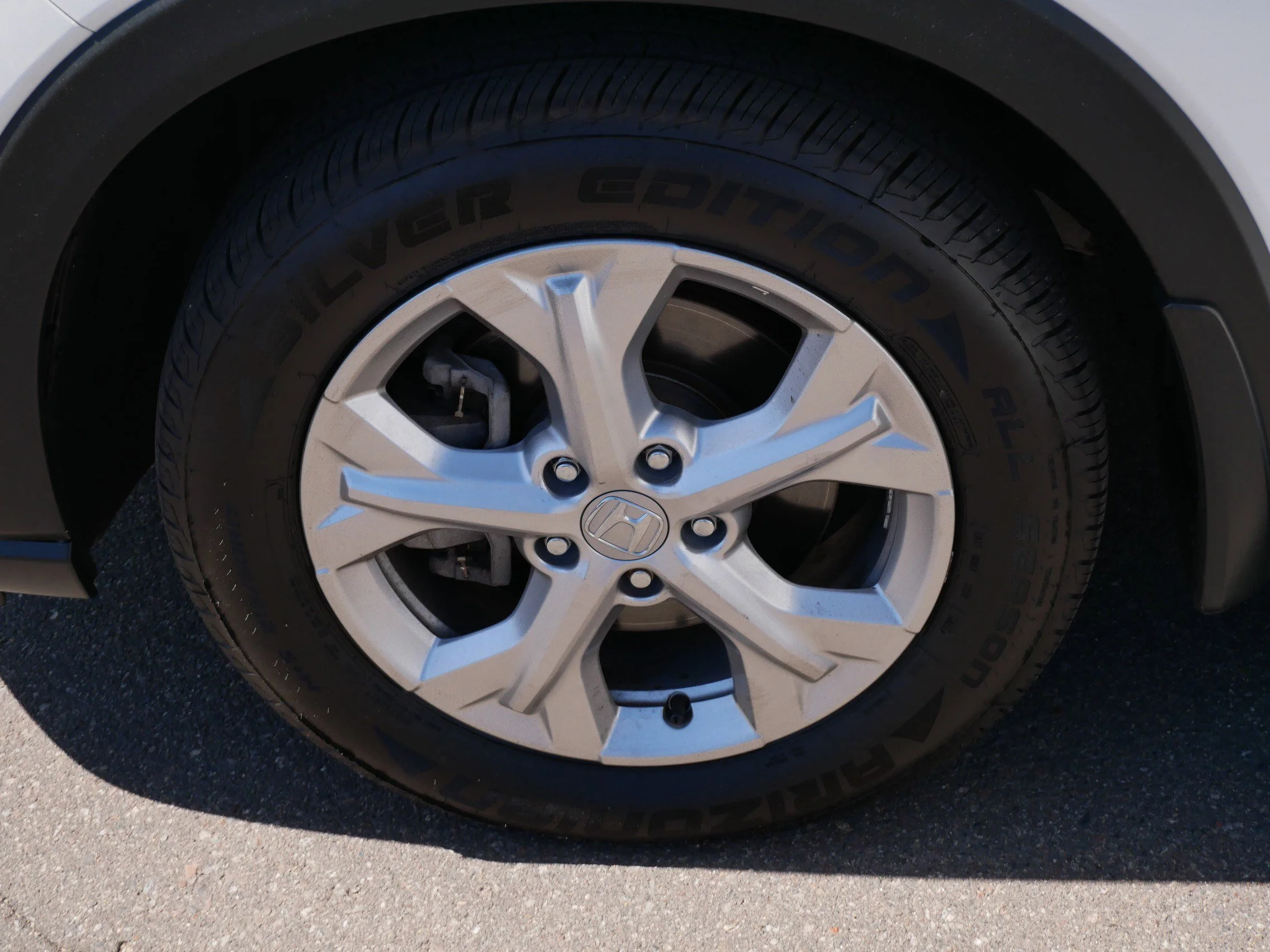 Certified Used 2023 Platinum White Pearl Honda LX image 15