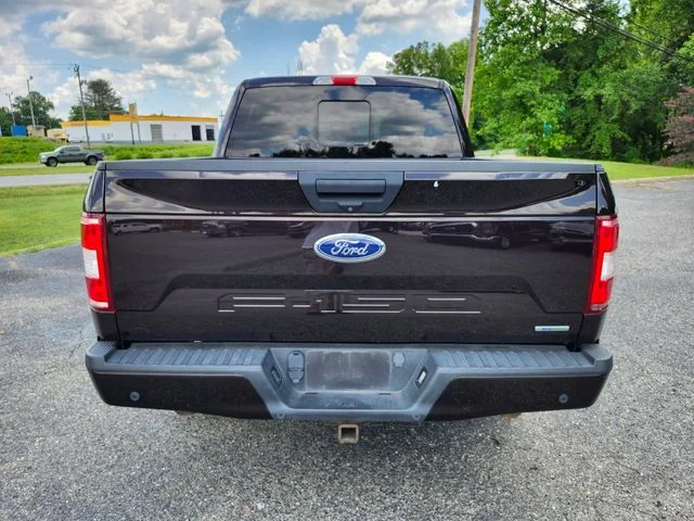 Used 2020 Red Ford XLT image 7