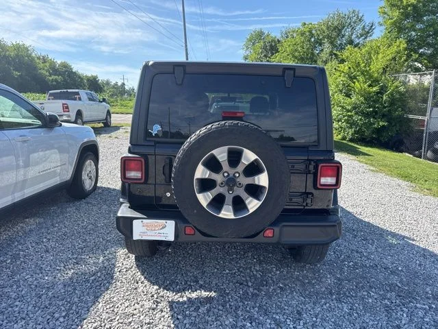 Used 2019 Black Jeep Unlimited Sahara image 4