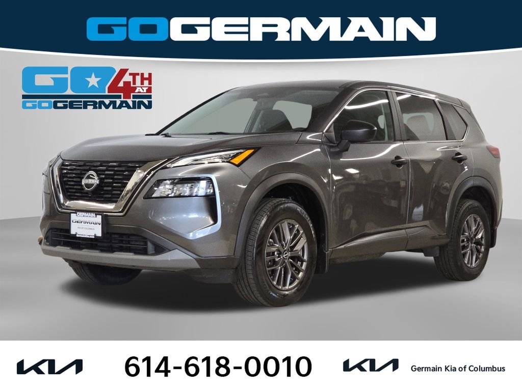 Used 2023 Gray Nissan S image 1