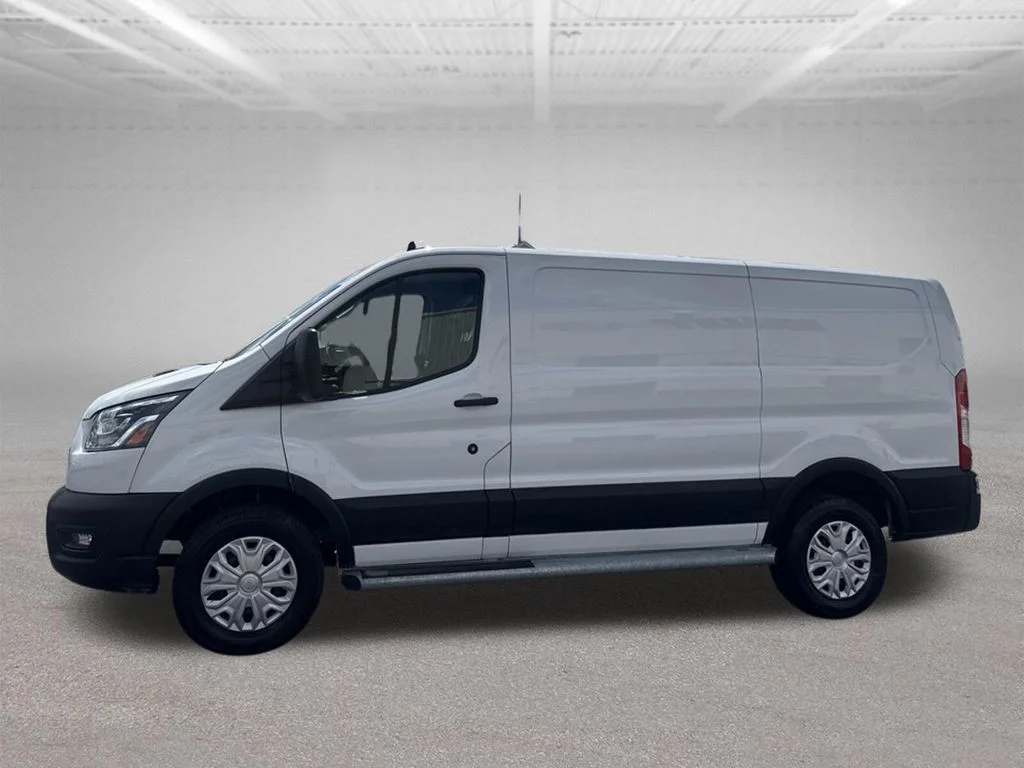 Used 2023 Oxford White Ford Base image 10