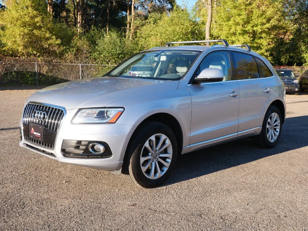 Used 2016 Audi Q5 Premium Plus with VIN WA1L2AFP0GA120753 for sale in White Bear Lake, MN