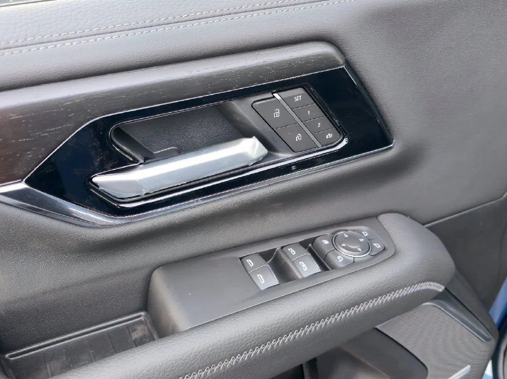 2026 GMC Yukon XL Denali - Photo 21