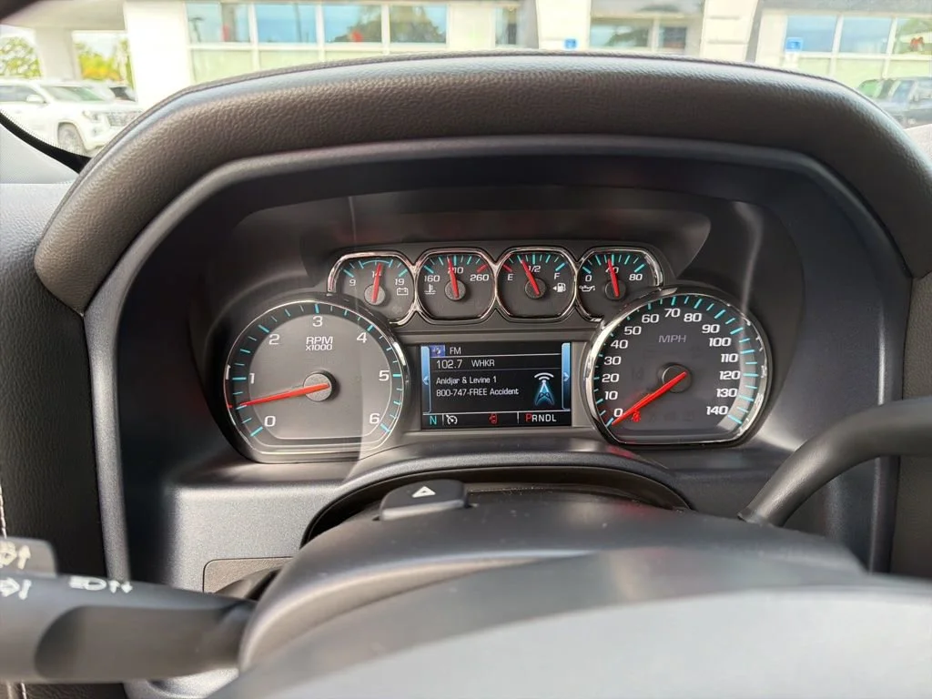 2018 GMC Sierra 2WD Crew Cab Short Box SLT's photo