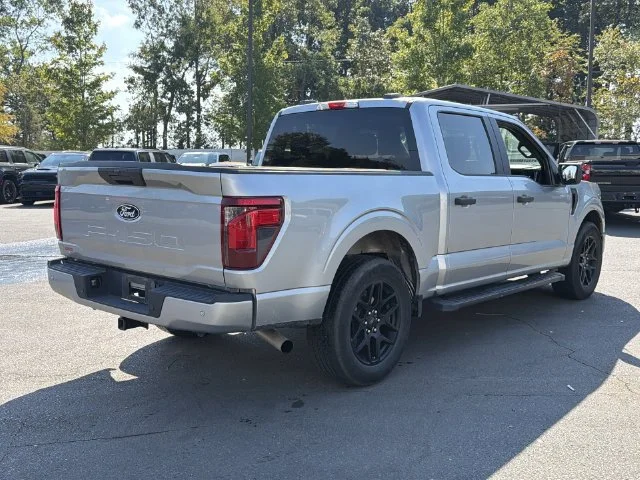 Used 2024 Silver Ford XLT image 4