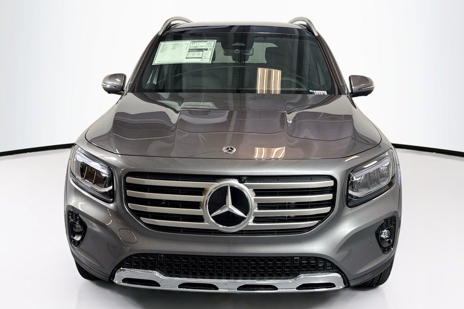 New 2026 Mountain Grey Metallic Mercedes-Benz GLB 250 image 2