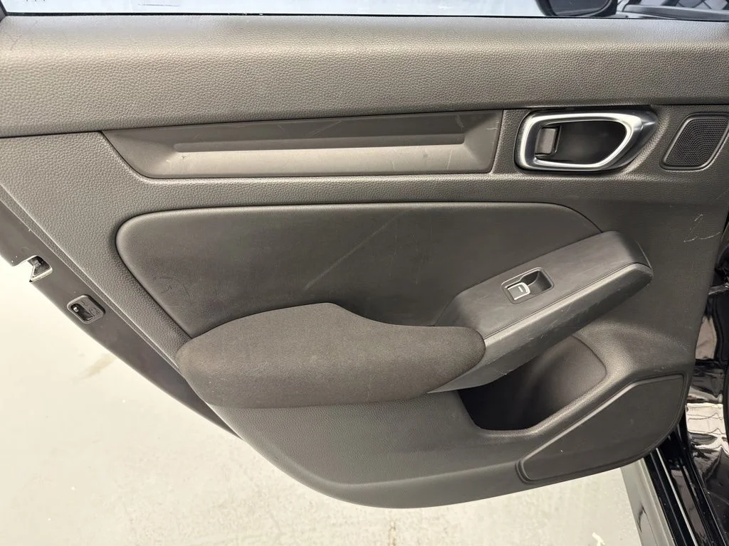 Used 2024  Honda EX image 15
