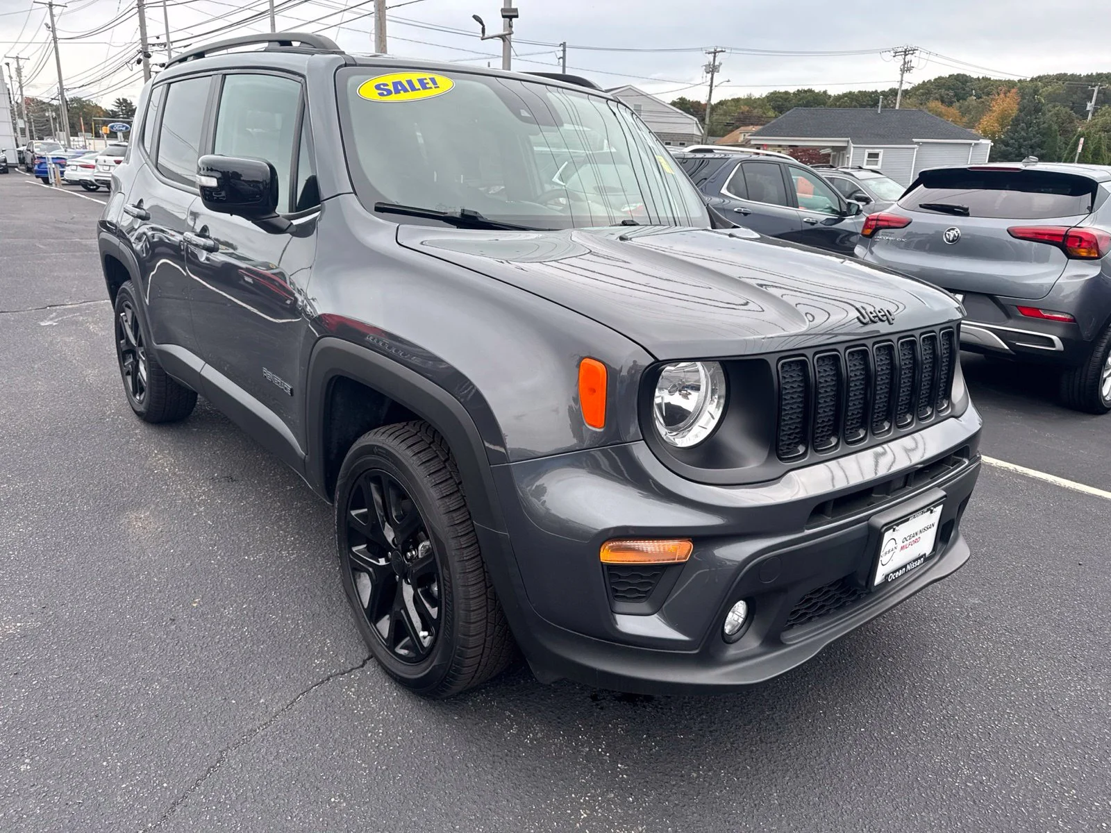 Used 2023 Graphite Gray Jeep Altitude image 2