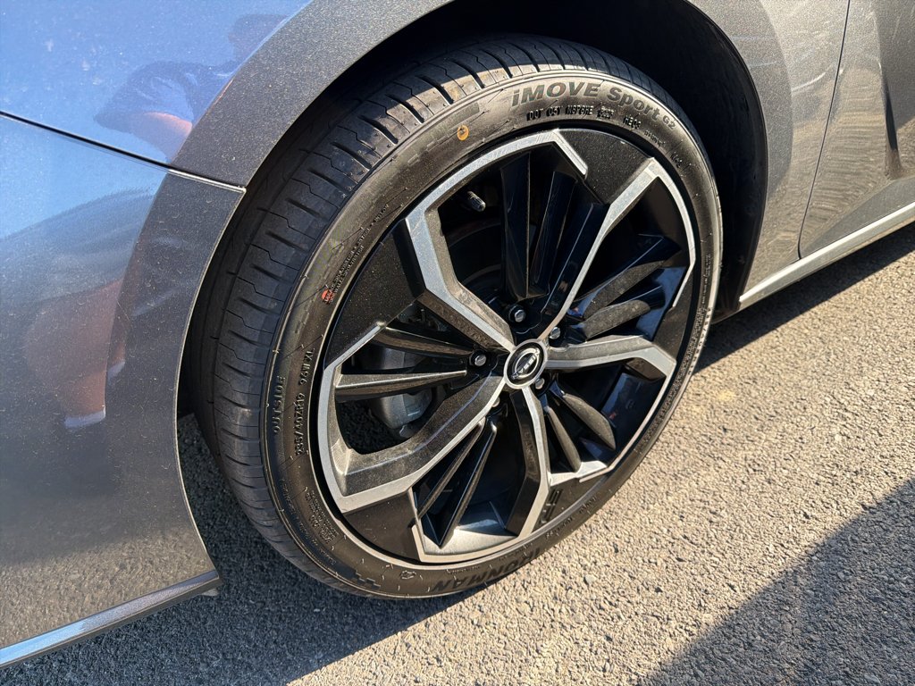 Used 2025 Gun Metallic Nissan SR image 9