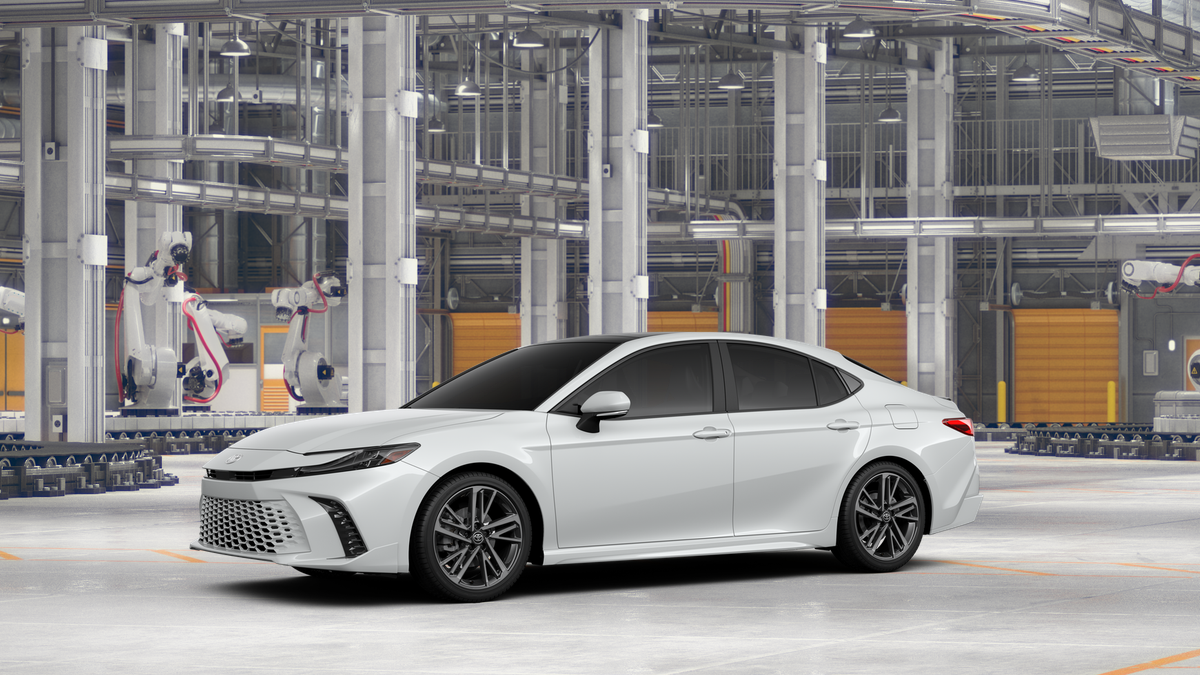 New 2026 Wind Chill Pearl Toyota XSE image 2