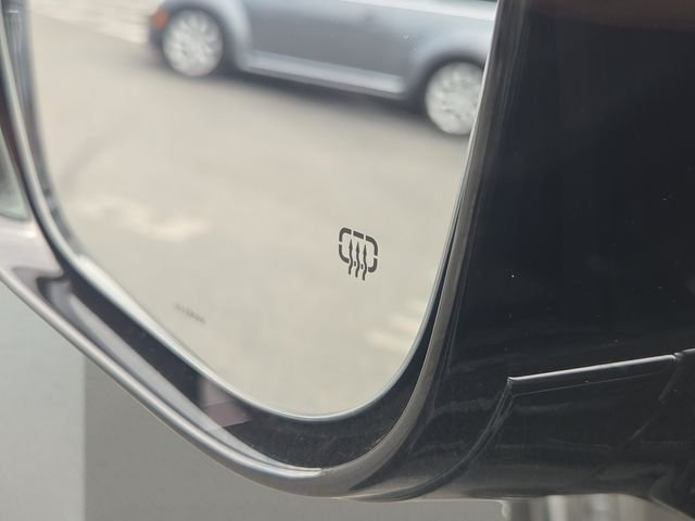 Used 2026 Diamond Black Jeep Limited image 19