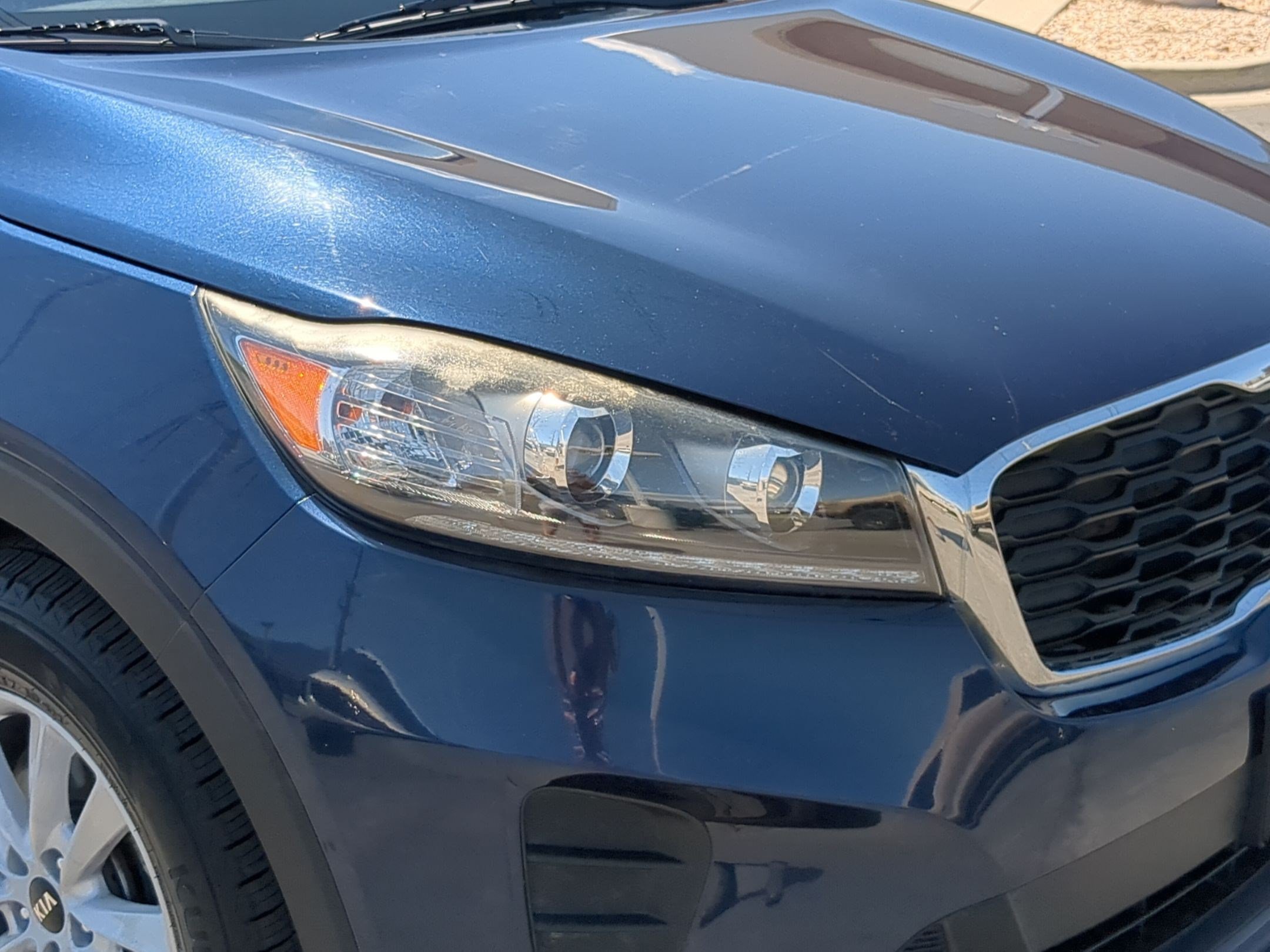 Used 2019 Blaze Blue Kia LX V6 image 11