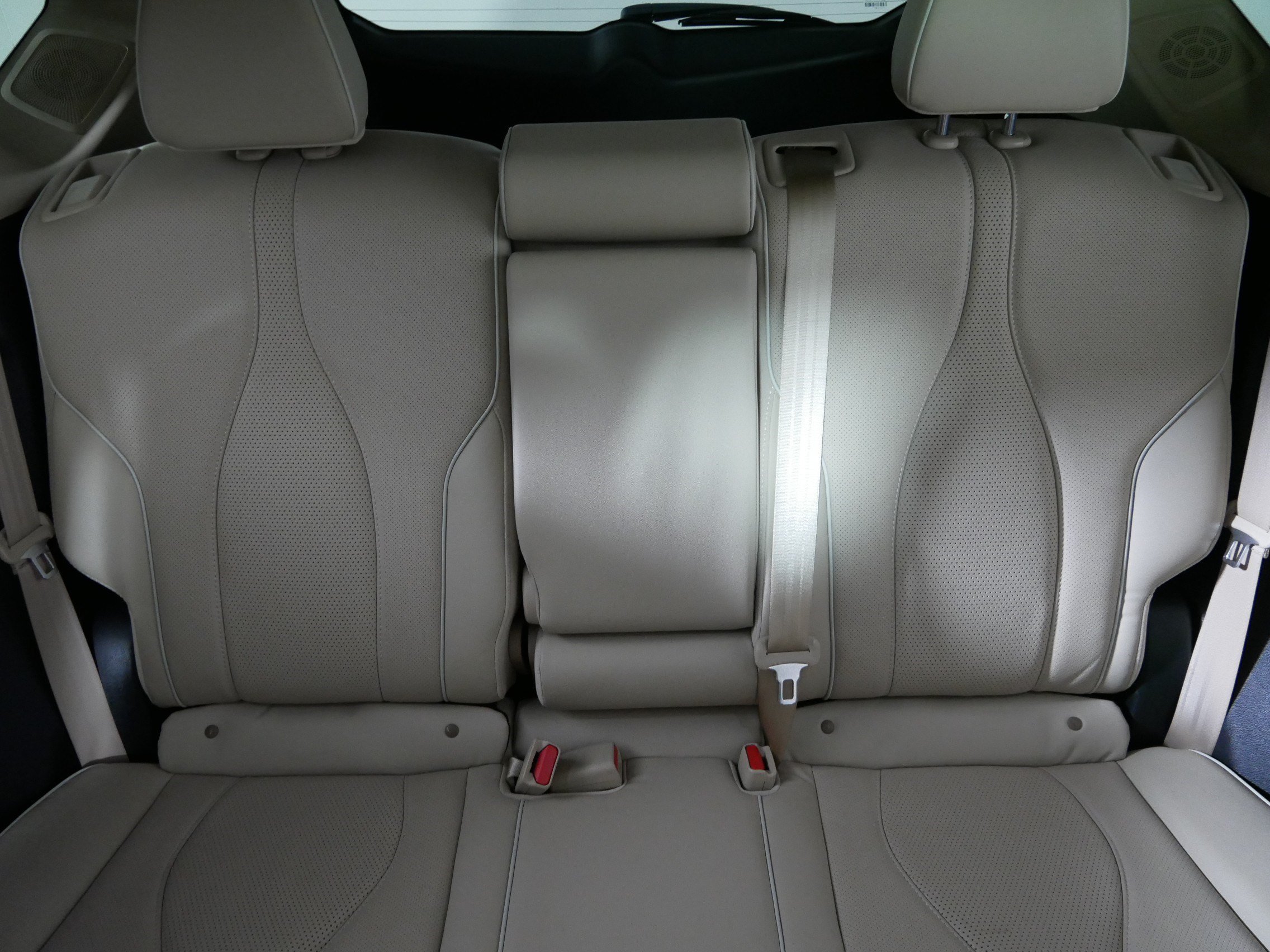 Used 2020 Canyon Bronze Metallic Acura w/Advance Pkg image 13