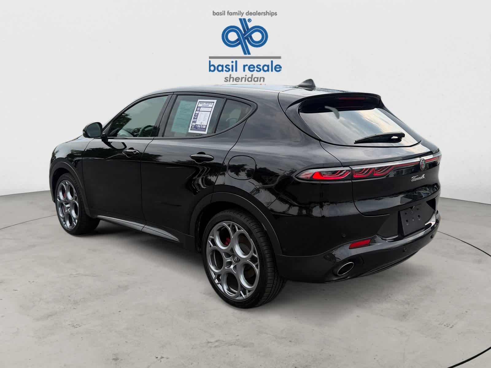 Used 2024 Alfa Black Alfa Romeo Veloce image 5