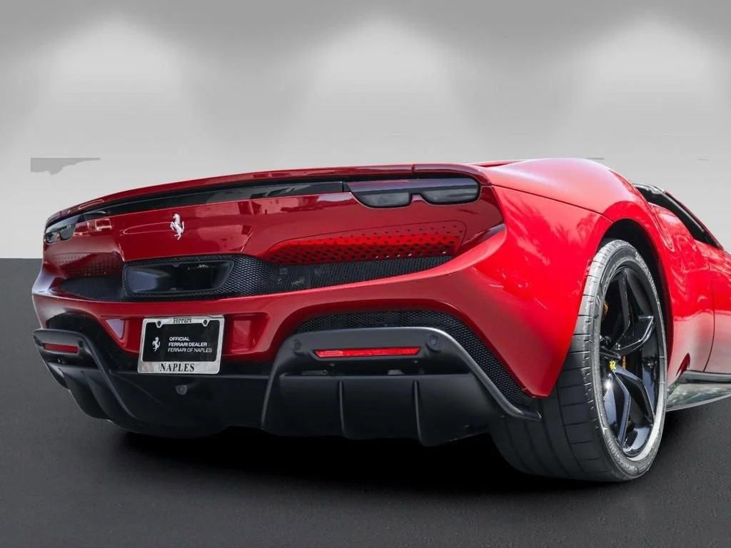 Certified Used 2025 Rosso Mugello Ferrari  image 17