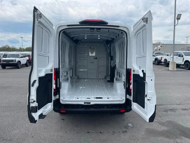 New 2026 Oxford White Ford Cargo Van image 33