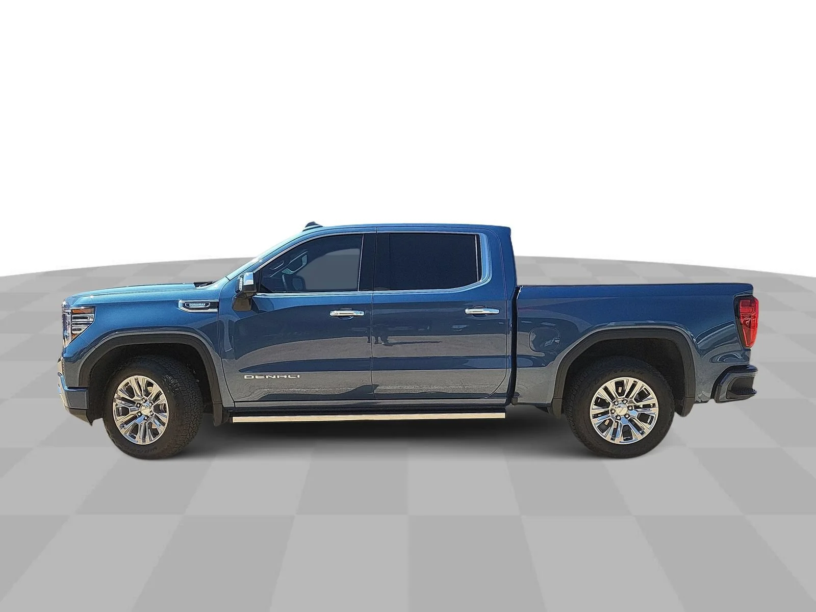 Certified Used 2025 Downpour Metallic GMC Denali image 5