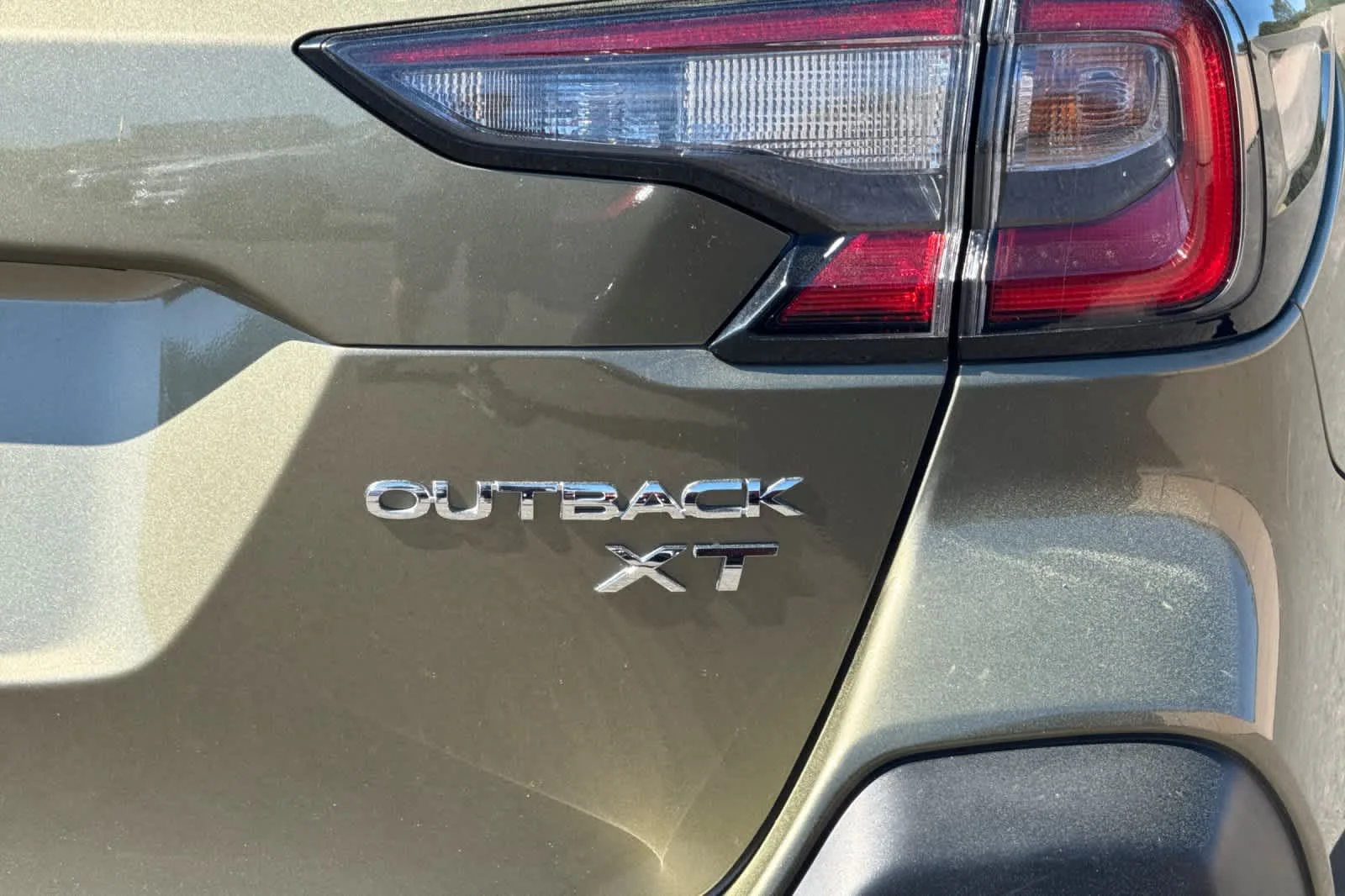 Certified Used 2025 Autumn Green Metallic Subaru Limited XT image 32