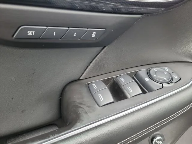 2021 Buick Envision Essence - Photo 21