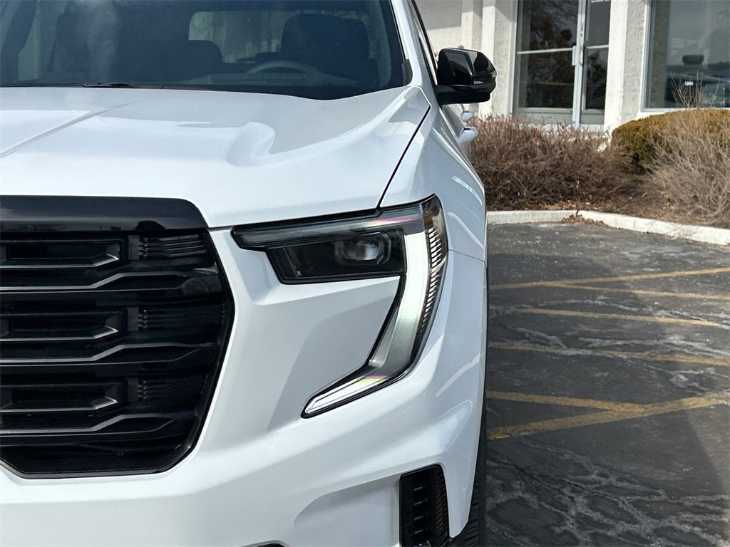 2026 GMC ACADIA - Image 9